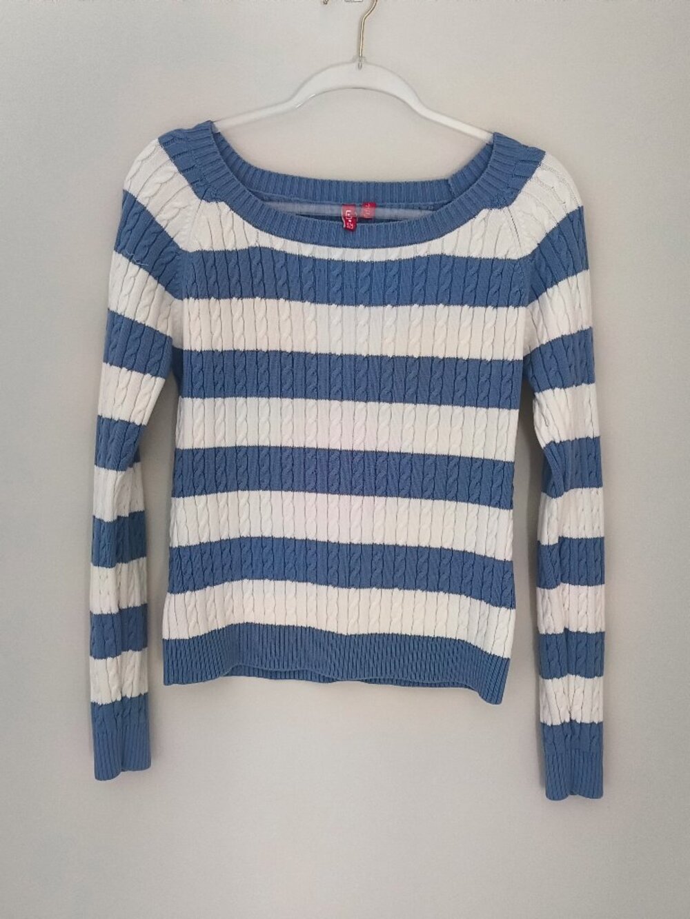 525 America  Blue-and-white striped scoop-neck cable-knit sweater size L